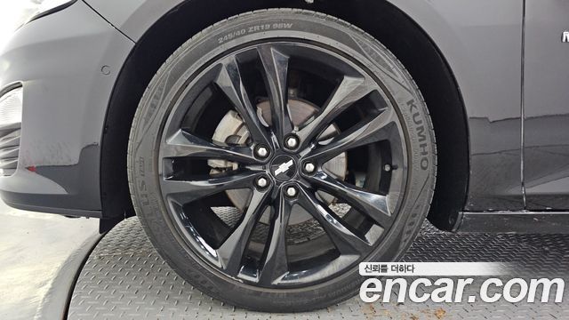 Chevrolet Malibu 2.0 Turbo Perfect Black 2020 — фото 5