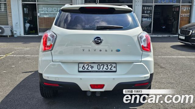 KG Mobility (SsangYong) Tivoli Diesel LX 2WD 2016 — фото 5