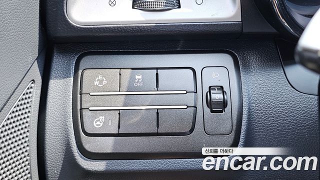 KG Mobility (SsangYong) Tivoli Diesel LX 2WD 2016 — фото 19