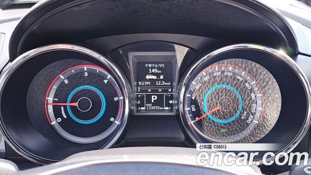 KG Mobility (SsangYong) Tivoli Diesel LX 2WD 2016 — фото 22