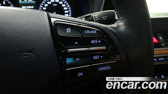 Hyundai Grandeur (IG) 3.0 Exclusive Special 2019 — фото 17