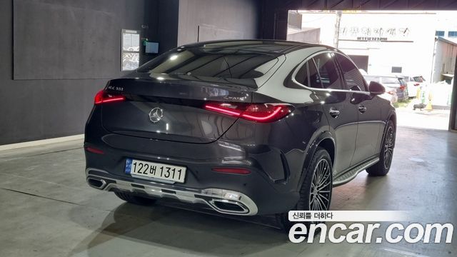 Mercedes-Benz GLC-Class (X254) GLC300 4MATIC Coupe 2024 — фото 3