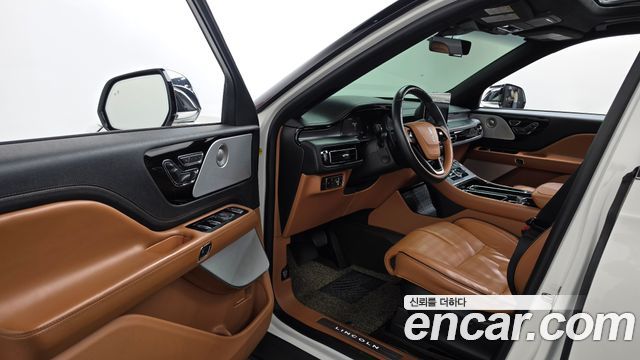Lincoln Aviator (II) 3.0 Black Label AWD 2021 — фото 10