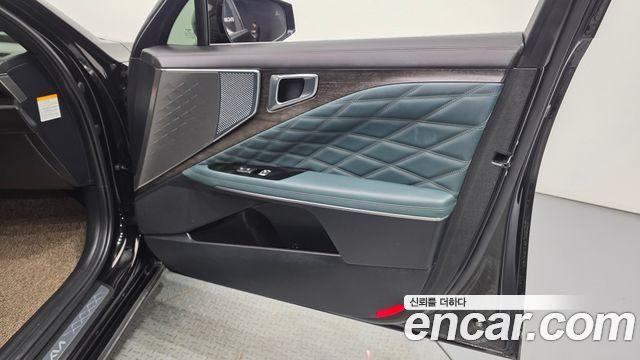 Kia K8 Hybrid Signature Special 2023 — фото 24