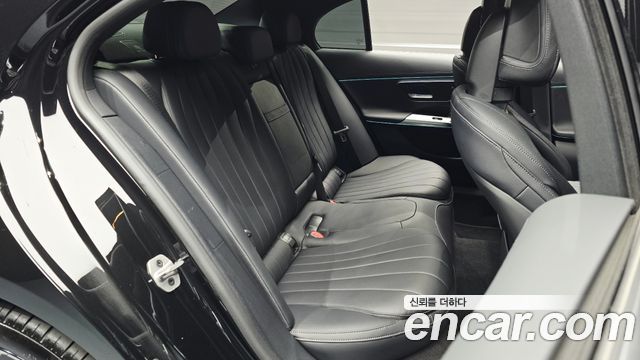 Mercedes-Benz E-Class (W214) E300 4MATIC Exclusive 2024 — фото 12