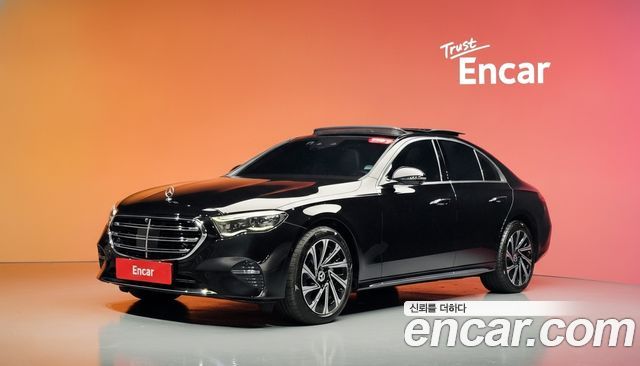 Mercedes-Benz E-Class (W214) E300 4MATIC Exclusive
