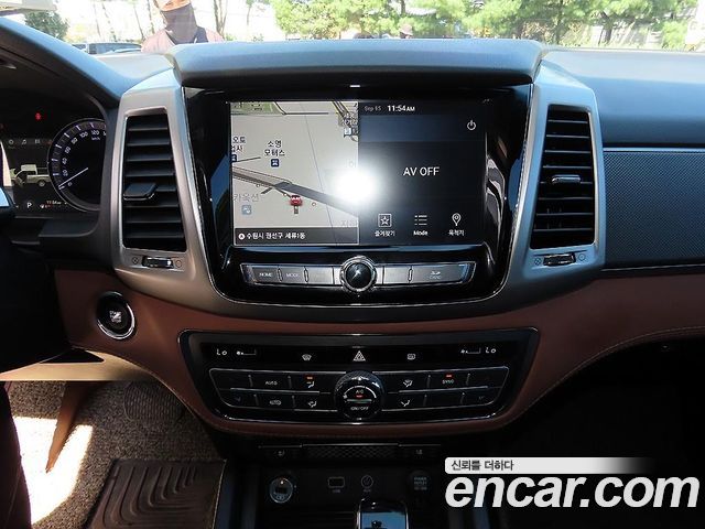 KG Mobility (SsangYong) Rexton Sports Diesel 2.2 4WD Noblesse 2018 — фото 15