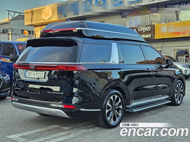 Kia Carnival (IV) Gasoline 4-Seater Hi-Limousine (Special) 2021 — фото 2