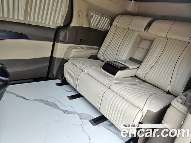 Kia Carnival (IV) Gasoline 4-Seater Hi-Limousine (Special) 2021 — фото 7