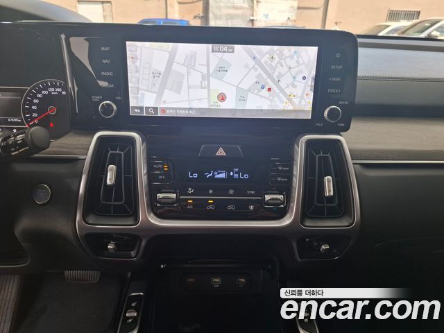 Kia Sorento (IV) Gasoline 2.5T 2WD Prestige 2023 — фото 9