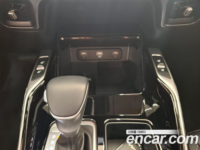 Kia Sorento (IV) Gasoline 2.5T 2WD Prestige 2023 — фото 16