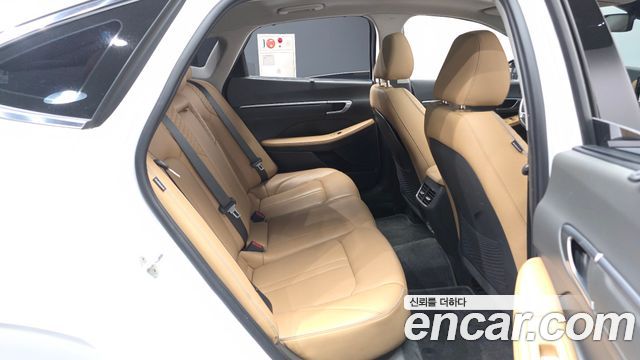Hyundai Sonata (DN8) 2.0 Inspiration 2022 — фото 16