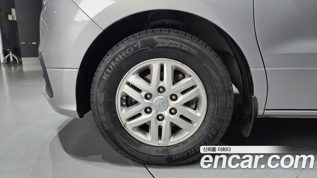 Hyundai Grand Starex Van 3-Seater Smart 2020 — фото 5