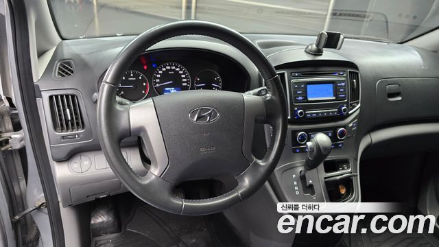 Hyundai Grand Starex Van 3-Seater Smart 2020 — фото 12