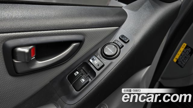 Hyundai Grand Starex Van 3-Seater Smart 2020 — фото 16