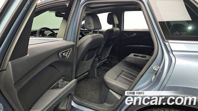 Audi Q4 e-tron (F4) 40 Premium 2022 — фото 12