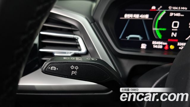 Audi Q4 e-tron (F4) 40 Premium 2022 — фото 35