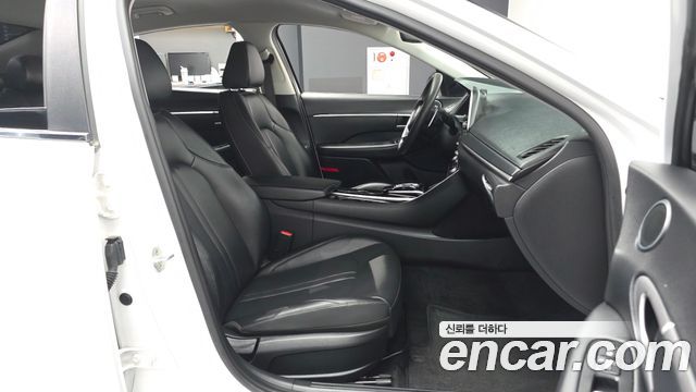 Hyundai Sonata (DN8) 2.0 LPG(rental car) Style 2020 — фото 15