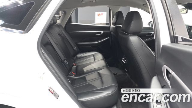 Hyundai Sonata (DN8) 2.0 LPG(rental car) Style 2020 — фото 16