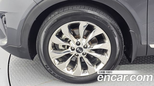 Kia Sorento Diesel 2.0 2WD Noblesse 2020 — фото 5