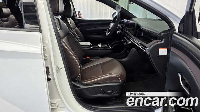 Hyundai Tucson Hybrid (NX4) HEV 1.6 2WD Inspiration 2024 — фото 11