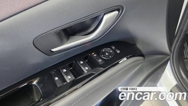 Hyundai Tucson Hybrid (NX4) HEV 1.6 2WD Inspiration 2024 — фото 27