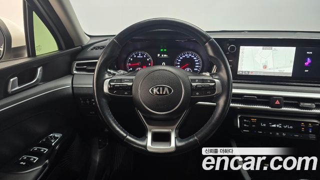 Kia K5 (III) 2.0 Prestige 2021 — фото 13