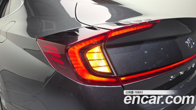 Hyundai Sonata (DN8) 2.0 Premium 2021 — фото 23