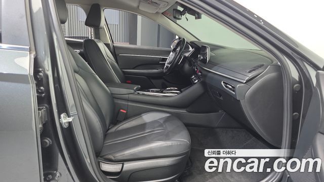 Hyundai Sonata (DN8) 2.0 Premium 2021 — фото 26