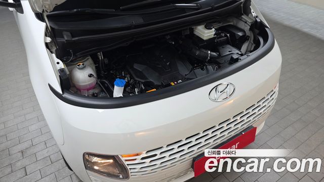Hyundai Staria L3.5 Cargo 5-Seater Modern 2023 — фото 6