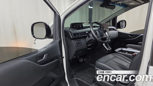 Hyundai Staria L3.5 Cargo 5-Seater Modern 2023 — фото 10
