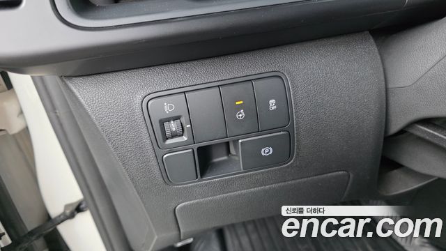 Hyundai Staria L3.5 Cargo 5-Seater Modern 2023 — фото 20