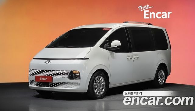Hyundai Staria L3.5 Cargo 5-Seater Modern 2023 — фото 1