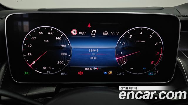 Mercedes-Benz GLC-Class (X254) GLC300 4MATIC AMG Line 2024 — фото 8