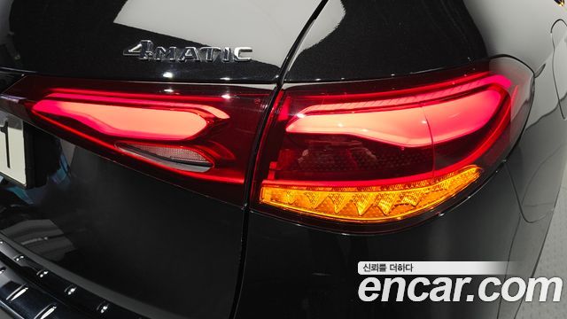 Mercedes-Benz GLC-Class (X254) GLC300 4MATIC AMG Line 2024 — фото 23
