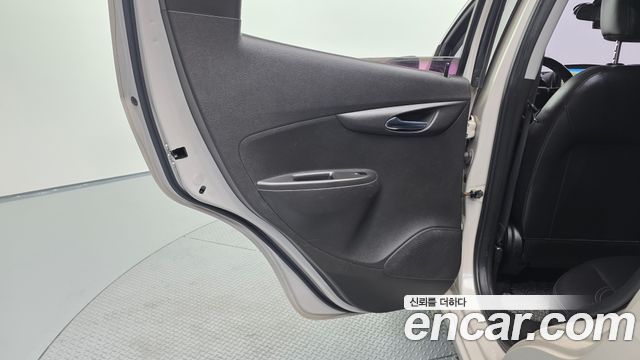 Chevrolet Next Spark LT Plus 2016 — фото 25