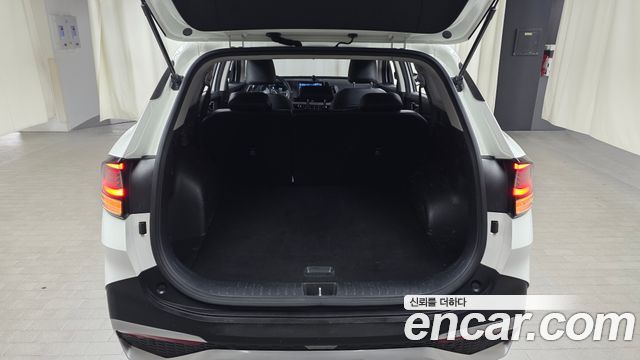 Kia Sportage (V) Diesel 2.0 4WD Trendy 2023 — фото 16