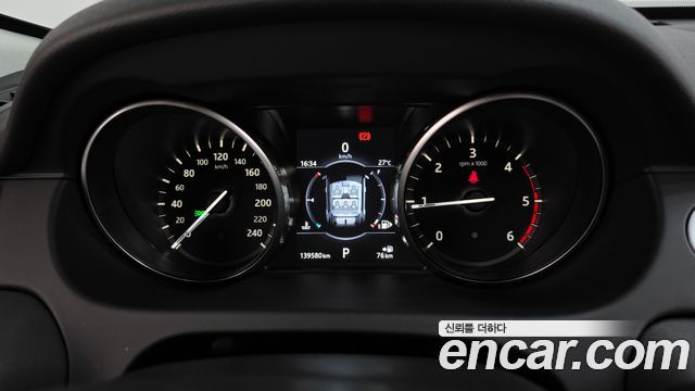Land Rover Discovery Sport 2.0 TD4 SE 2017 — фото 8