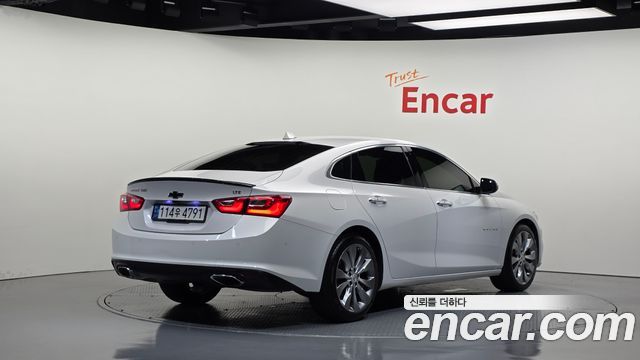 Chevrolet Malibu 2.0 Turbo LTZ Premium 2017 — фото 2