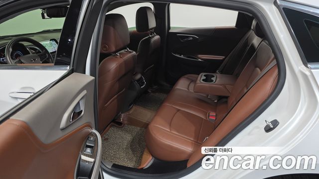 Chevrolet Malibu 2.0 Turbo LTZ Premium 2017 — фото 16
