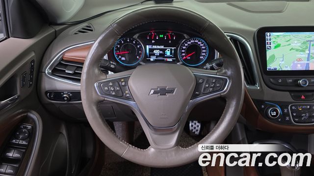 Chevrolet Malibu 2.0 Turbo LTZ Premium 2017 — фото 18