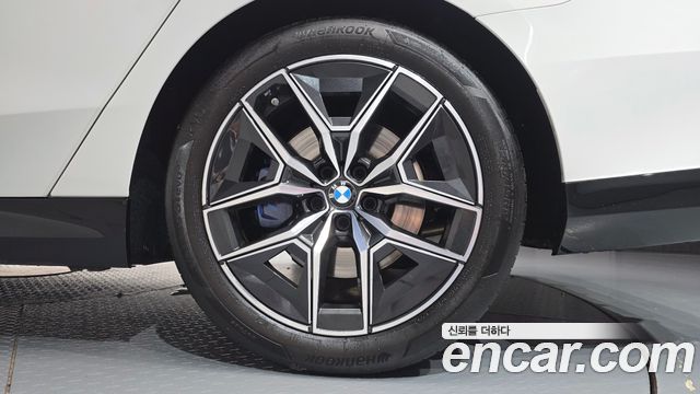 BMW 5 Series (G60) 520i M Sport 2024 — фото 21
