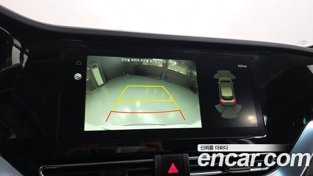 Kia Niro Plus Air 2023 — фото 18