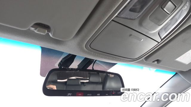 Kia Niro Plus Air 2023 — фото 21