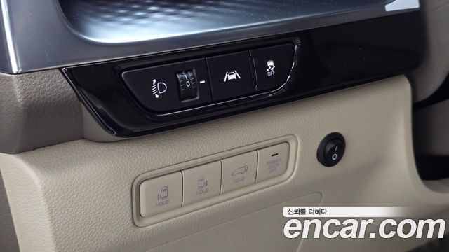 Kia Carnival (IV) Gasoline 9-Seater Hi-Limousine Signature 2023 — фото 14