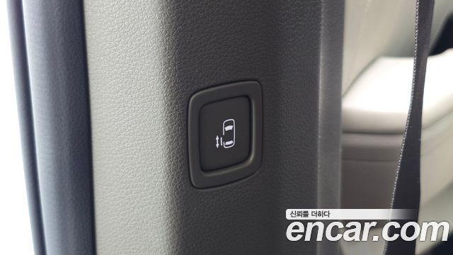 Kia Carnival (IV) Gasoline 9-Seater Hi-Limousine Signature 2023 — фото 17