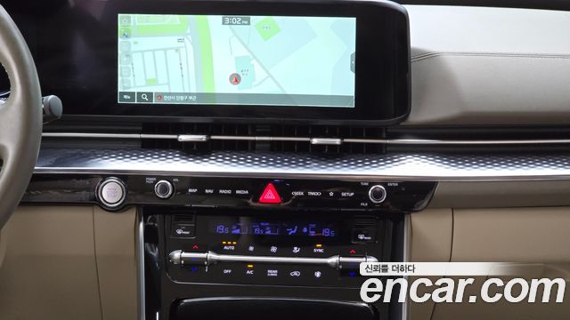 Kia Carnival (IV) Gasoline 9-Seater Hi-Limousine Signature 2023 — фото 20
