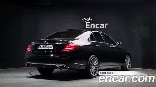 Mercedes-Benz E-Class (W213) E300 4MATIC Exclusive 2019 — фото 2