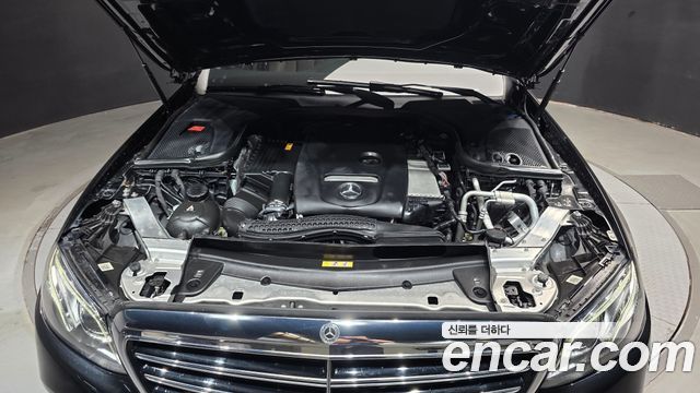 Mercedes-Benz E-Class (W213) E300 4MATIC Exclusive 2019 — фото 6