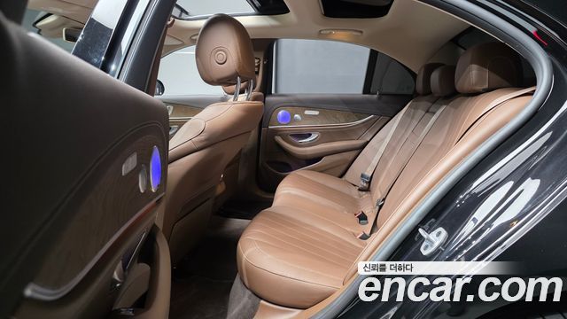 Mercedes-Benz E-Class (W213) E300 4MATIC Exclusive 2019 — фото 12